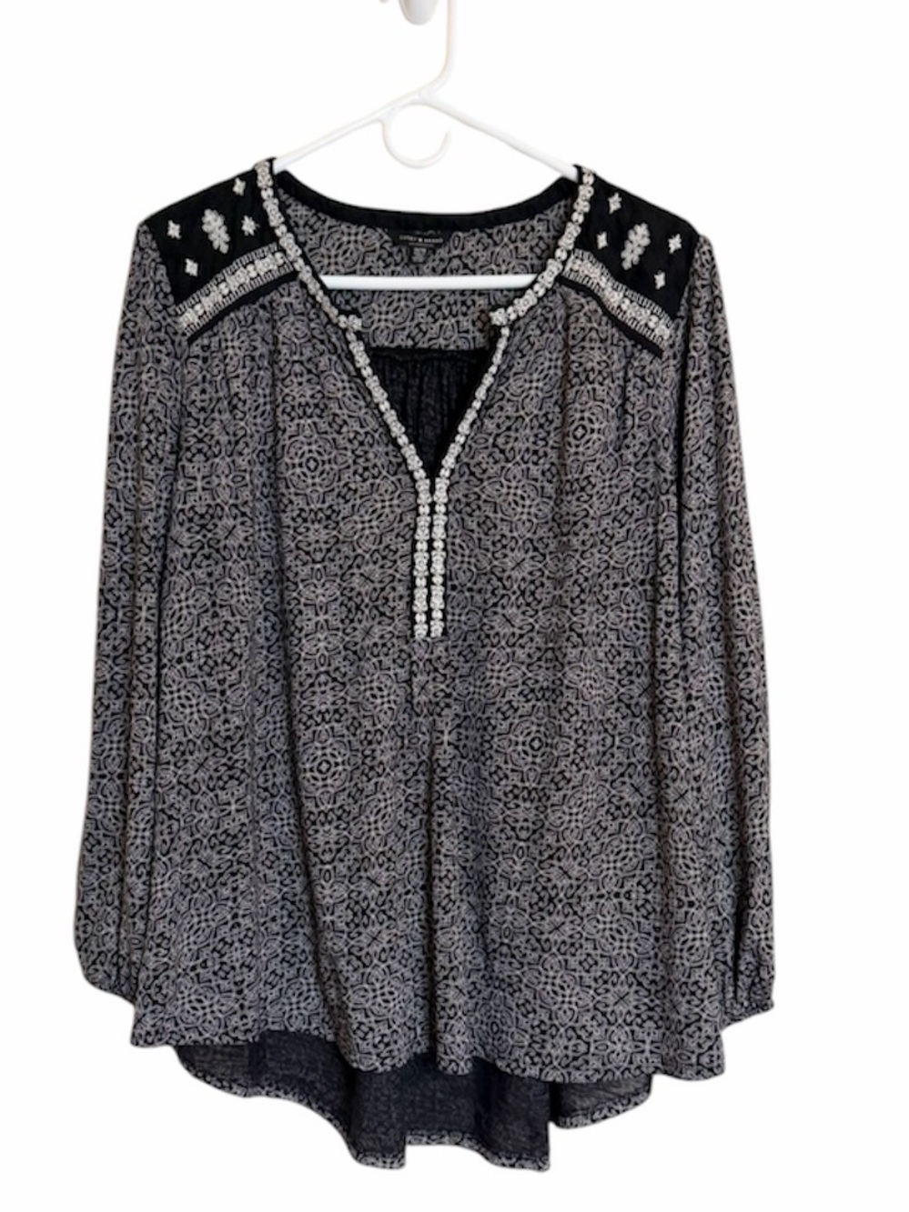Lucky Brand Black & White Embroidered Boho V-Neck Tunic